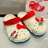Neue Sanrio Hello Kitty Loch Sandalen Hausschuhe Kt Katze Sandalen Kawaii Eva Anime Hause Strand