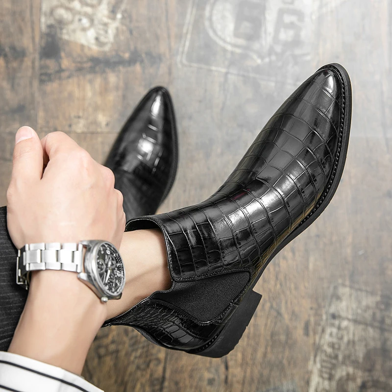 2023 Herbst Männer Stiefeletten plus Größe 46 Männer Kleid Stiefel spitzen Zehen lässige Lederschuhe hochwertige Männer Chelsea Stiefel Cowboy