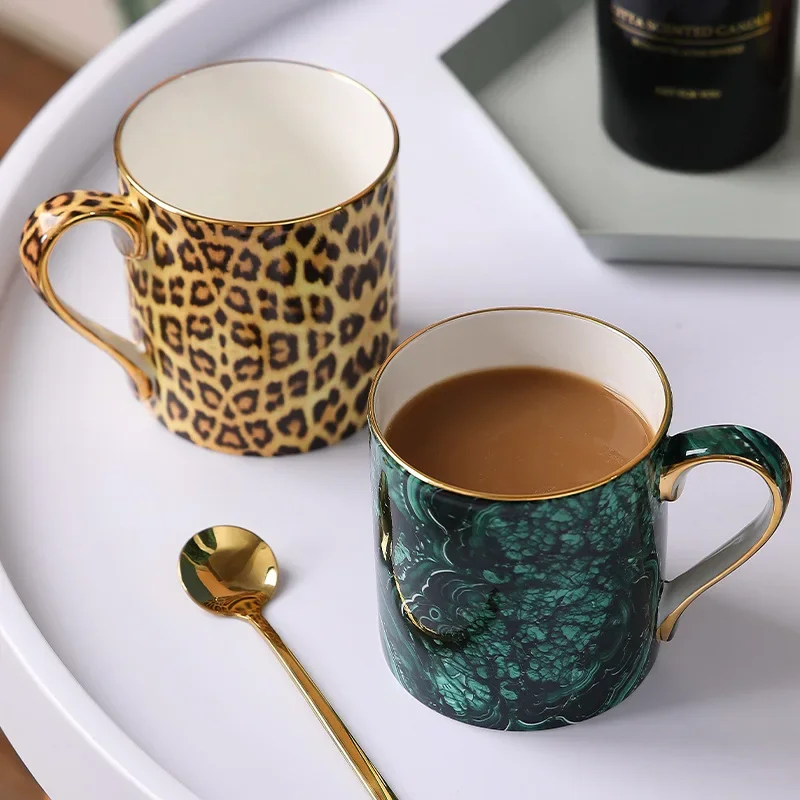 Leopardenmuster Bone China Kaffeetasse Luxuriöse Porzellan-Teetasse Hochwertige Keramik Smaragd-Becher Café Espressotasse Trinkgeschirr Image
