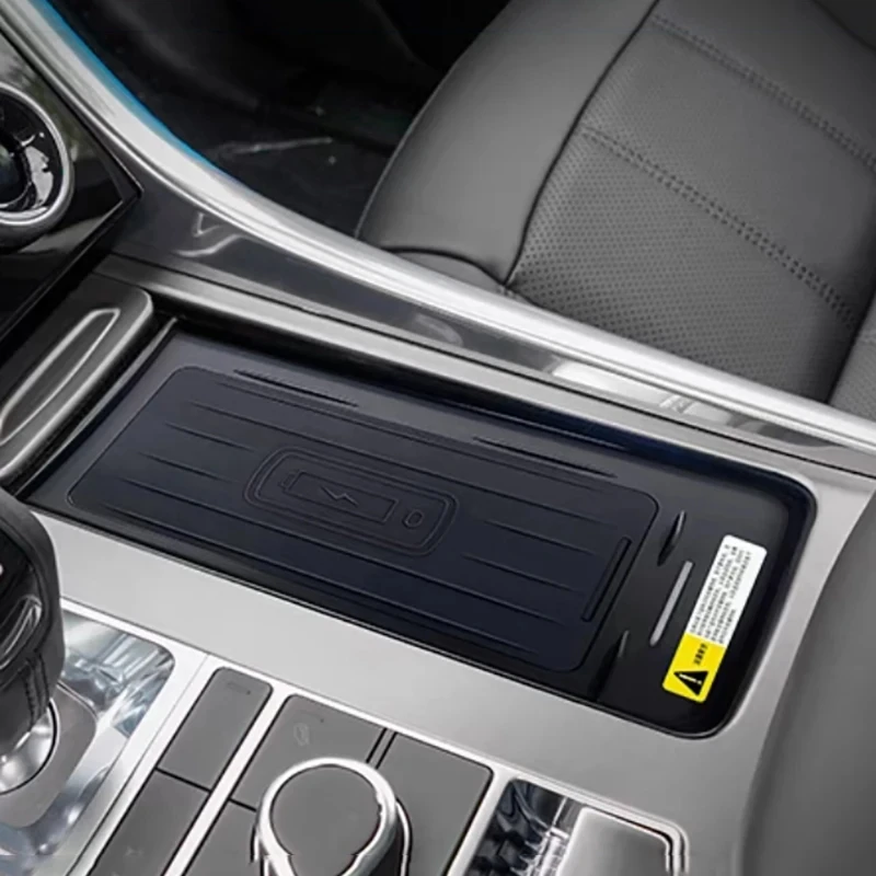 15w Auto kabelloses Schnell ladegerät für Land Rover Range Rover Sport 2018-2021Auto ladegerät Handy Ladegerät Lade halter Image