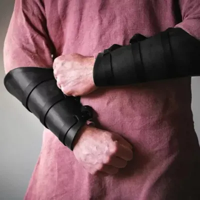 Mittelalterliche Samurai PU-Lederrüstung Armschiene Wikinger Piratenritter Handschuh Armband Lange Handschuhe Steampunk Zubehör Cosplay Requisiten Image