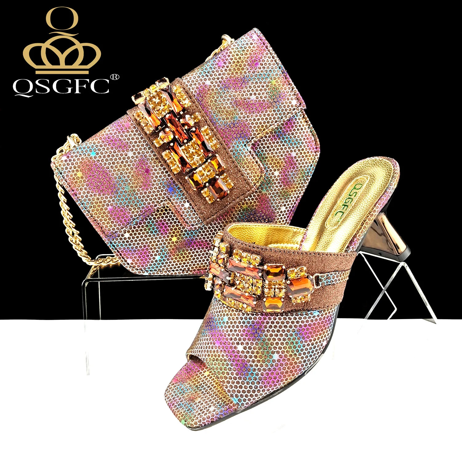 QSGFC mode italienne bout carré femmes talons étranges plus grande taille mode strass décoration marron chaussures et sac ensemble sac de fête