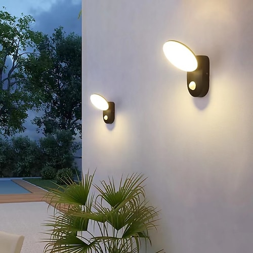 LED-Außenwandleuchte, warmweiß, 1 Licht, Bewegungsmelder, moderne Optik, Verandalicht, Wandleuchte für Terrasse, Tür, Garage, 110–240V Image