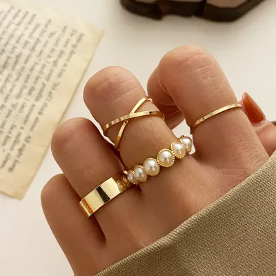 4-stück Set 2021 Mode Metall Imitation Perle Set Ring frauen Retro Joint Ring Set