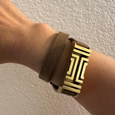 Tory Burch Accessories | Fitbit X Tory Burch Fitbit Flex Leather Wrist Band Tan | Color: Tan | Size: Os