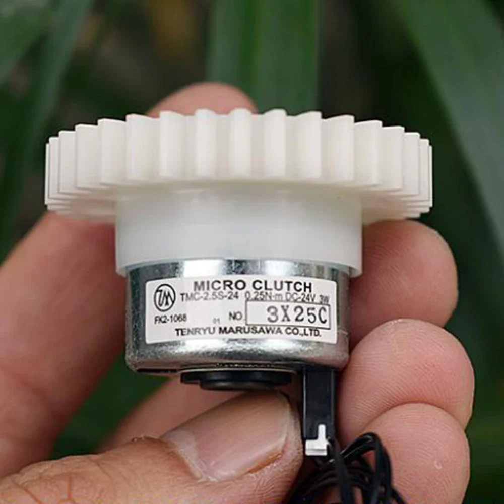 DC24V 3W Micro Elektromagnetische Kupplung Japan Maruzawa Mini Ausrichtungskupplung Hohes Drehmoment 0,35 Nm für Druckerzubehör Image