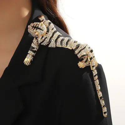 Men's Oversized Domineering Glitter Rhinestone Tiger Brooch Fashion Shawl Animal Pin Suit Women's