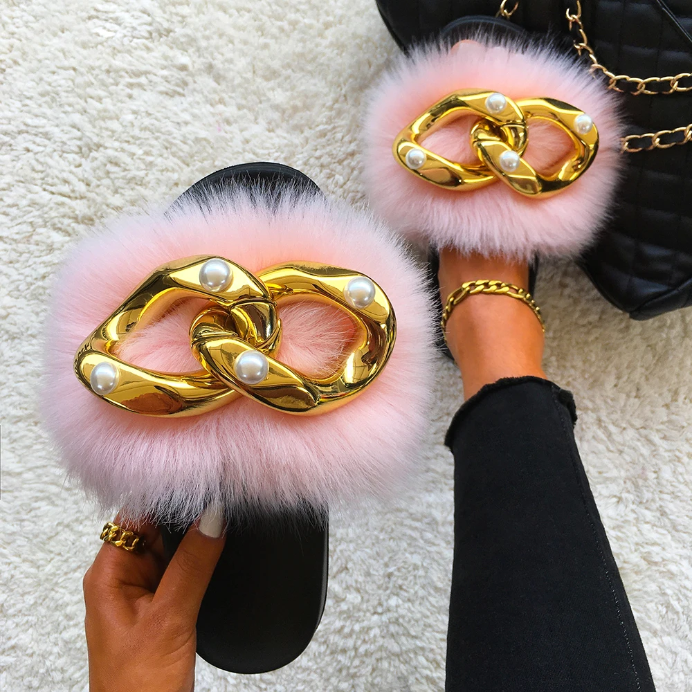 Schuhe Frau Flip-Flops Strand Sommer Hausschuhe Luxus Gold Kette Pelzigen Rutschen Faux Flauschigen Große Größe Perle Hausschuhe Flache Sandalen