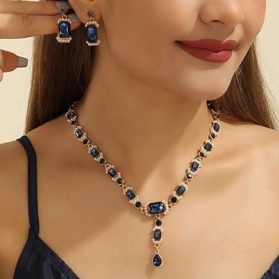 Bridal Jewelry Sets Two-piece Suit Zircon Rhinestone 1 Necklace Earrings Women's Elegant Vintage Cute Precious Blessed Geometric Jewelry Set For Wedding Party