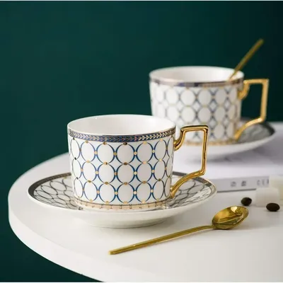 Cups+Saucers