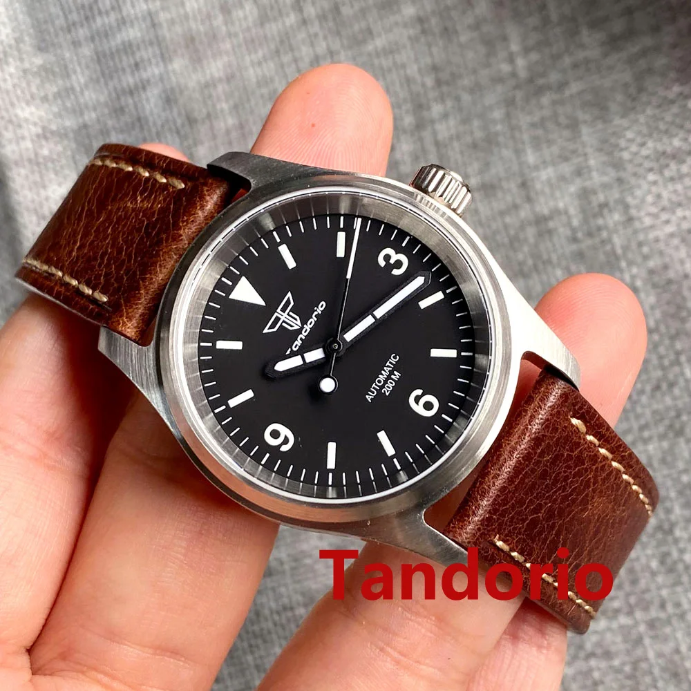 Tandorio 36 mm 20ATM Saphirglas-Taucher-Piloten-Herrenuhr für japanisches NH35 PT5000 Automatikwerk, grün leuchtendes Lederarmband Image