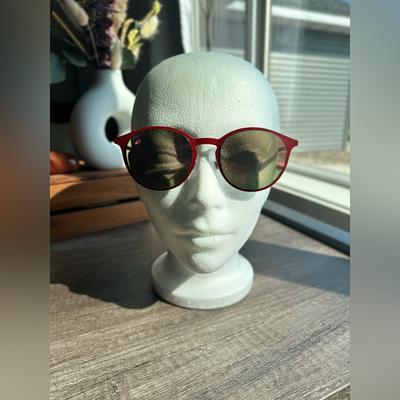 Gucci Accessories | Gucci 52 Mm Round Red Framed Sunglasses With Red Mirrored Lenses. | Color: Green/Red | Size: Os