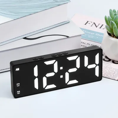 Digital Alarm Clock LED Alarm Clock USB/Battery Operated Desk Clock with Dual Alarms 12/24H Display