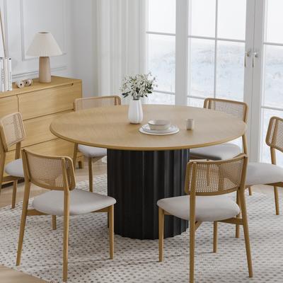 Solid Wood Round Dining Table for 4-8 People Nordic style