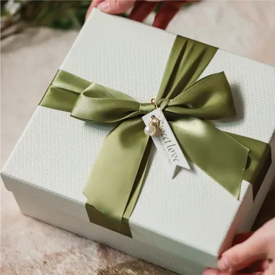 Square Shaped Gifts Box with Bow Ribbon Valentines Day Presents Packaing Boxes Anniversary Surprise Gifts Wedding Decorations