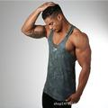 uomini muscolosi palestra stringer canotte bodybuilding allenamento senza maniche camicie (camo blue, us medium (tag xl))