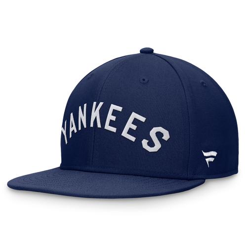 New York Yankees Fanatics Core Fitted Cap – Herren