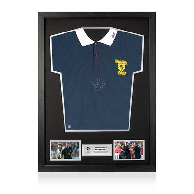 Offizielles UEFA 2024-Heimtrikot von Ally McCoist, Schottland 1990, von vorne signiert und gerahmt Image