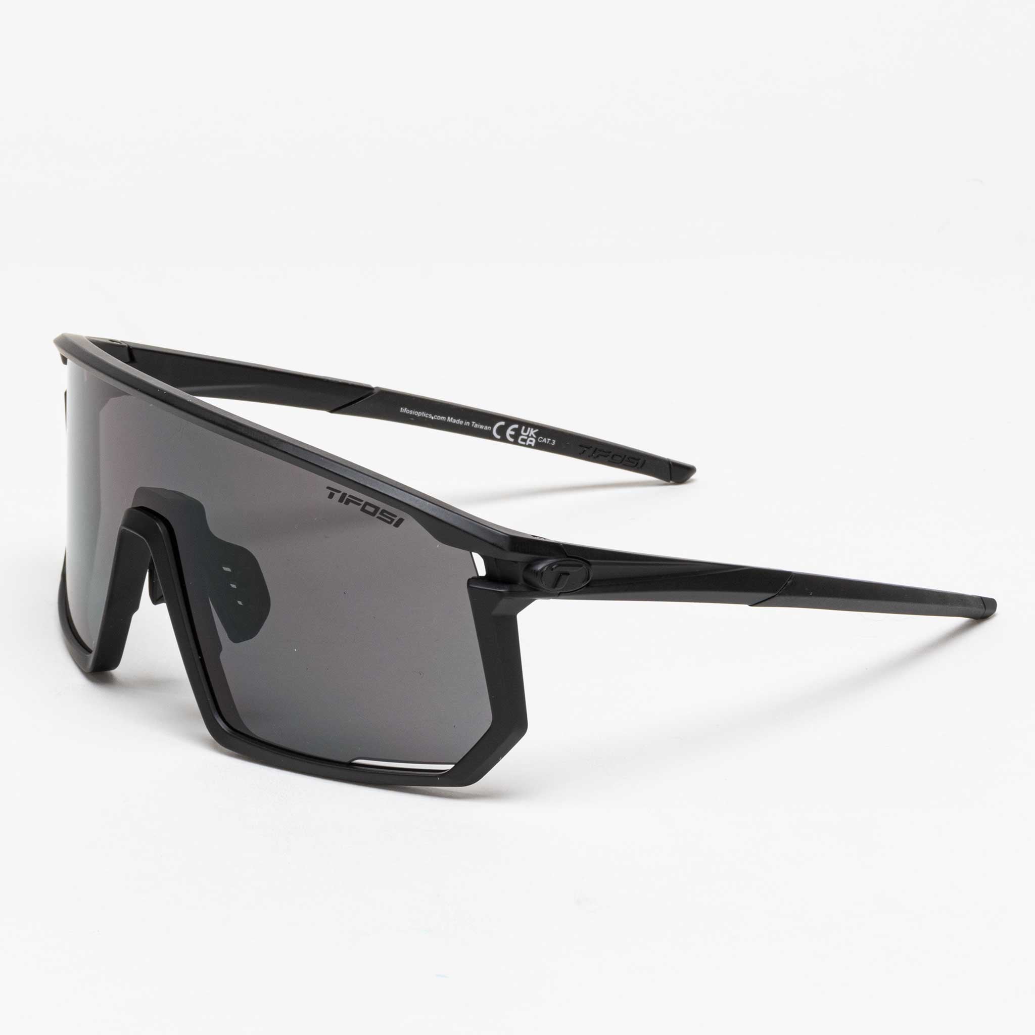 Tifosi Moab Sunglasses Sunglasses Blackout (Smoke/AC Red/Clear)