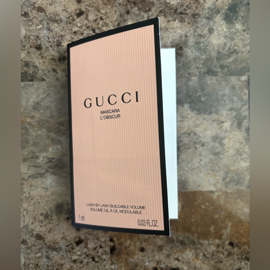 Gucci Makeup | Gucci Mascara 1ml- Sample Black Buildable Volume Makeup Beauty Eyes New | Color: Black | Size: 1ml Sample