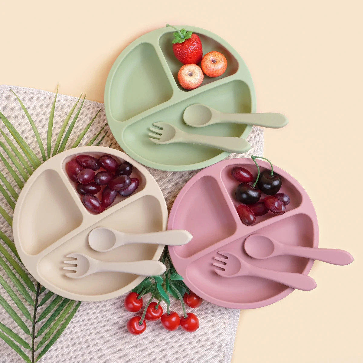 3 stücke Baby Silikon Essplatte Mit Saug Sicher Cartoon Kinder Gerichte Fütterung Kleinkind Training Geschirr Kinder Löffel Gabel Image