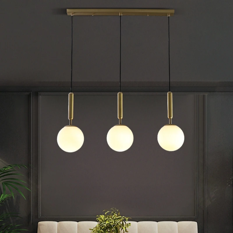 Nordische kreative Schlafzimmer führte Kronleuchter Designer moderne Restaurant Milch weiß Glaskugel Pendel leuchte Luxus dekorative Beleuchtung Image