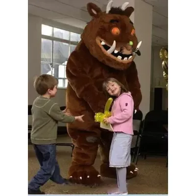 Hochwertiges Gruffalo-Maskottchenkostüm für Erwachsene zum Verkauf. Gruffalo-Cartoon-Kostüm Image