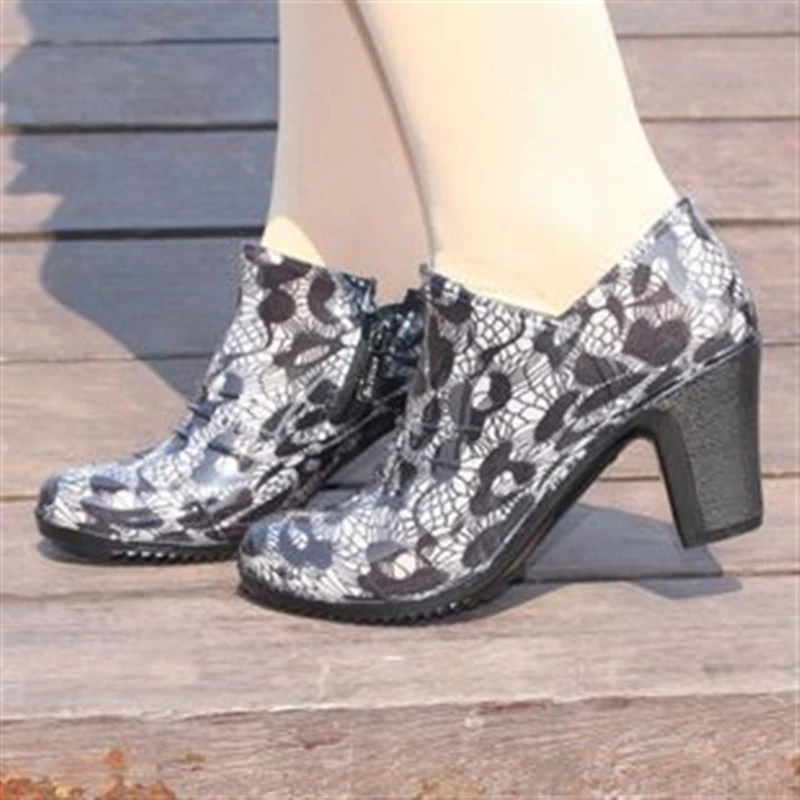 Neue Frauen Gummistiefel mit hohen absätzen Regen Stiefel Kurzen Rohr Galoschen Wasserdichte Gummistiefel Schuhe