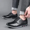 Männer Turnschuhe Leder Herren Mode Schuhe Männer Freizeit schuhe Männer Designer Schuhe Leder Mokassins Männer Größe 48 49 50 51 52 53