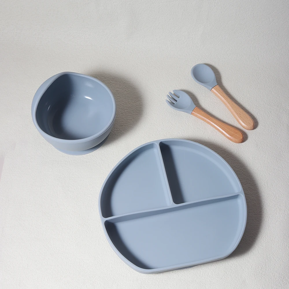 4-teiliges Baby-Fütterungsset aus Silikon, Baby-Saugnapf und Löffel-Set, Kindergeschirr-Set, Baby-Silikon-Geschirr-Set Image