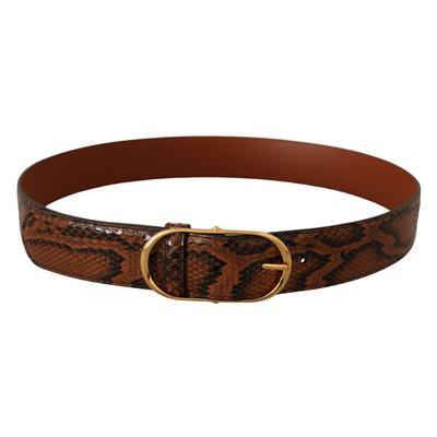 Gurtel aus exotischem Leder mit goldener Schnalle Image