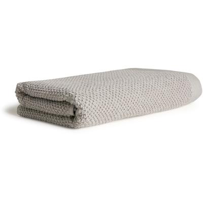 Duschtuch MÖVE "Bliss", silber (silber grau), B:67cm L:140cm, Walkfrottier, Obermaterial: 100% Baumwolle, Handtücher (Packung), Perlstruktur mit leichtem Massageeffekt Image
