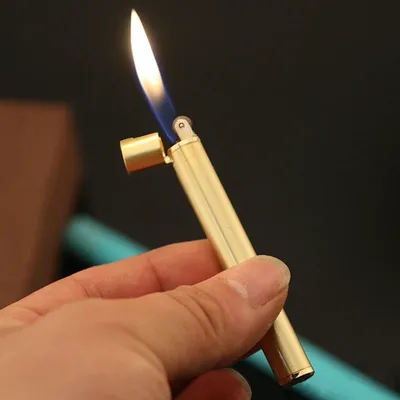 Mini Compact Open Flame Feuerzeug Feuerfrei Butan Gas Metall Zigarettenförmige Schleifscheibe Feuerzeuge Raucherzubehör Niedlich