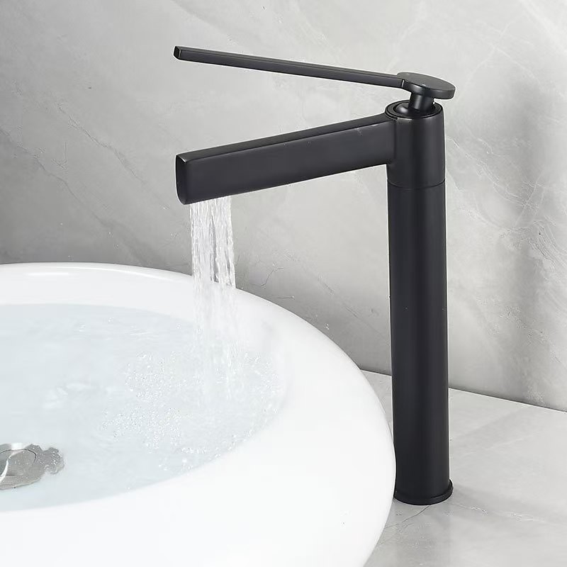 Bathroom Faucet Brass Brushed Gold Basin Faucet Mixer Tap Wash Basin Faucet Single Handle Hot Cold Lavotory Faucet