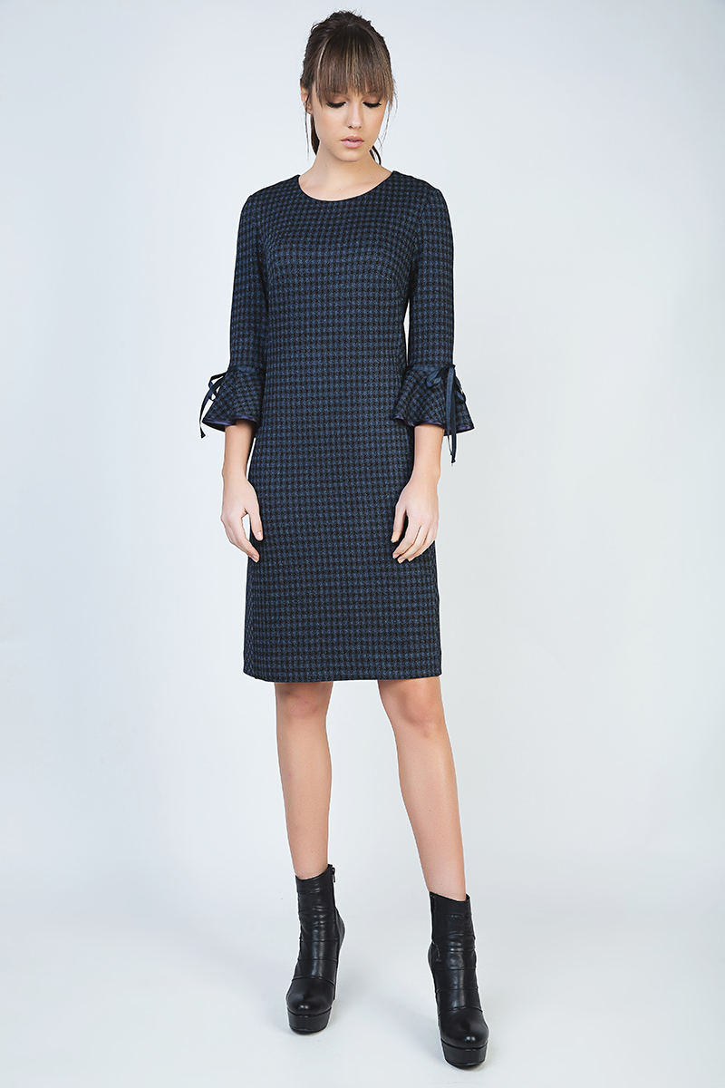 Kariertes Kleid mit Glockenärmeln EU 38 / UK 10