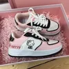 Sanrios Hello Kitty Sneakers Kawaii Damenschuhe Mode Atmungsaktive Sneaker Leder Cartoon Niedliche Mädchen Skateboard Frühling/Herbst