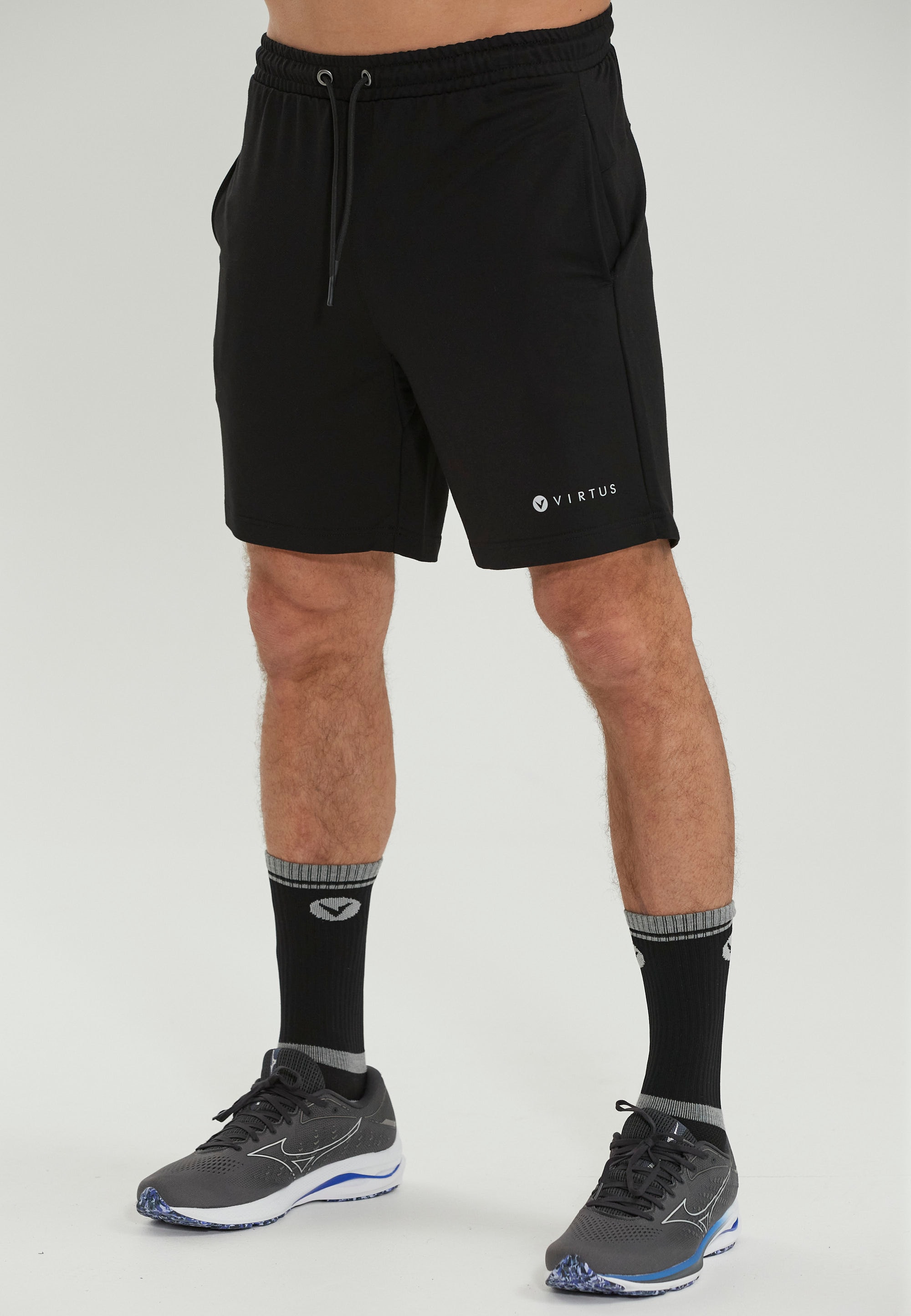 Shorts VIRTUS "Patrick V2", Herren, Gr. XL, US-Größen, schwarz, 66% Viskose, 30% Polyester, 4% Elasthan, kurz, Hosen Shorts, mit verstellbarem Tunnelzug