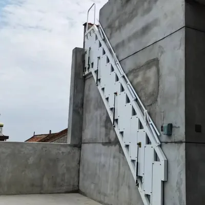 Staircase against the wall folding steps alloy outdoor outdoor folding ladder home pavilion stairs
