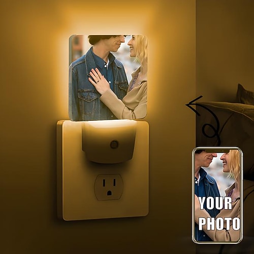 personalisierte Plug-in-Nachtlichter mit Sensor zum Valentinstag, personalisiert mit Ihrem eigenen Foto, automatische Dämmerungssensor-Nachtlampe für den Valentinstag, Schlafzimmer, Badezimmer, Flur Image