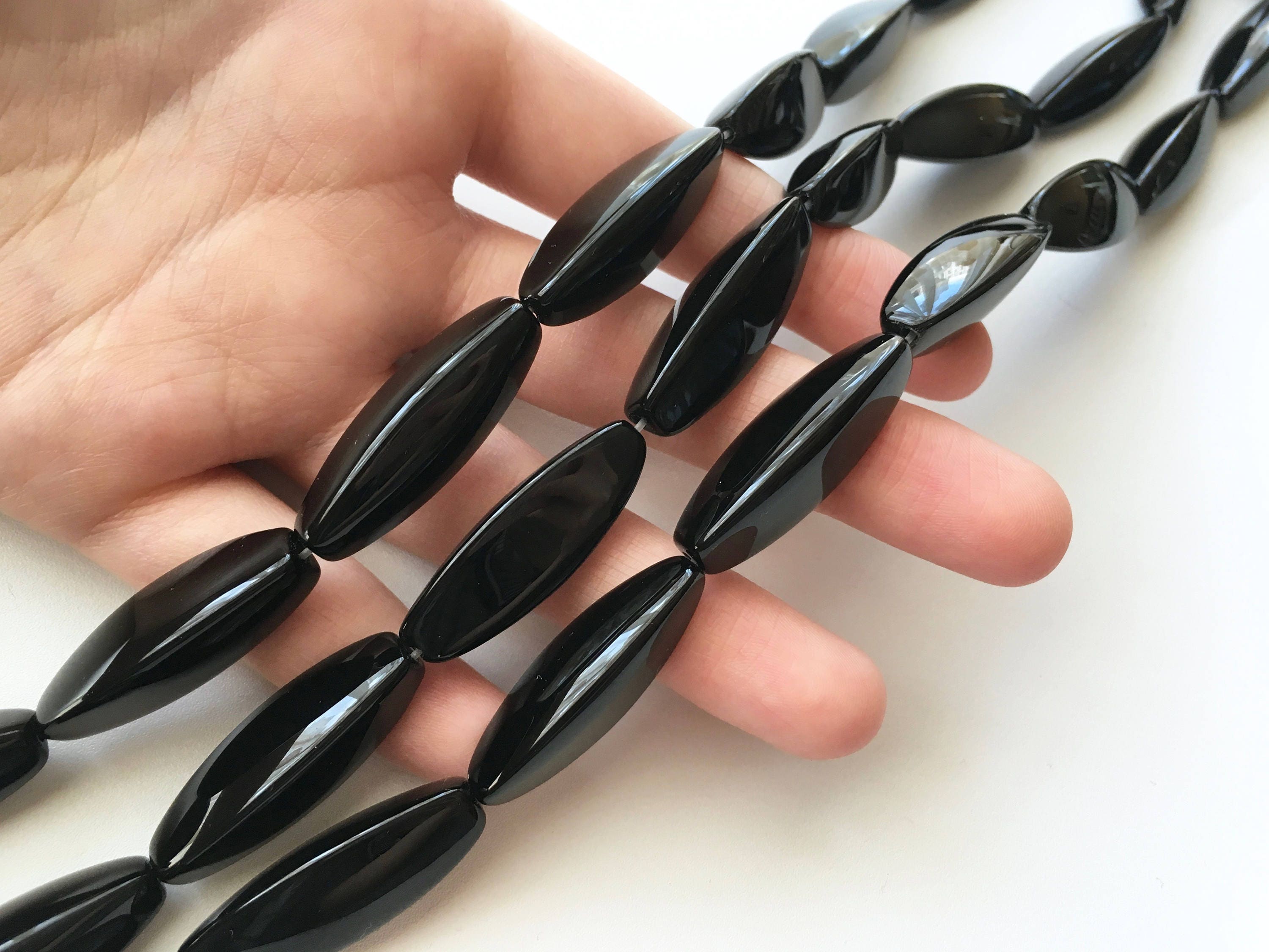 Perline di onice nero, 10 x 30 mm, perline a forma di oliva, perline nere, perline di pietre preziose, onice nero, perline per la creazione di gioiell
