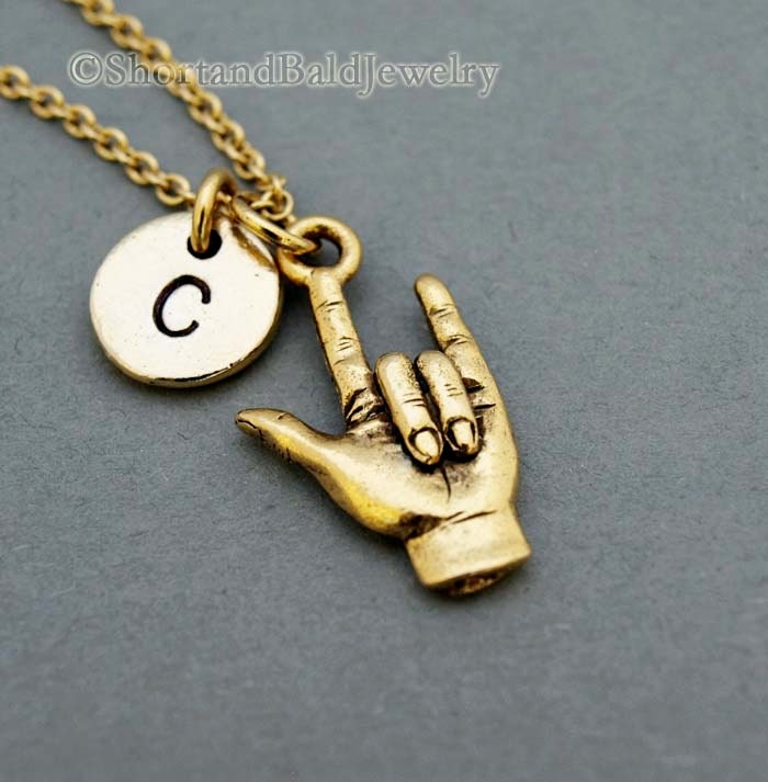 "Collana con il segno \"Ti amo\" in lingua dei segni, collana con il segno \"Ti amo\" in ASL, ciondolo con il segno \"Ti amo\" in oro, collana con iniziale,"