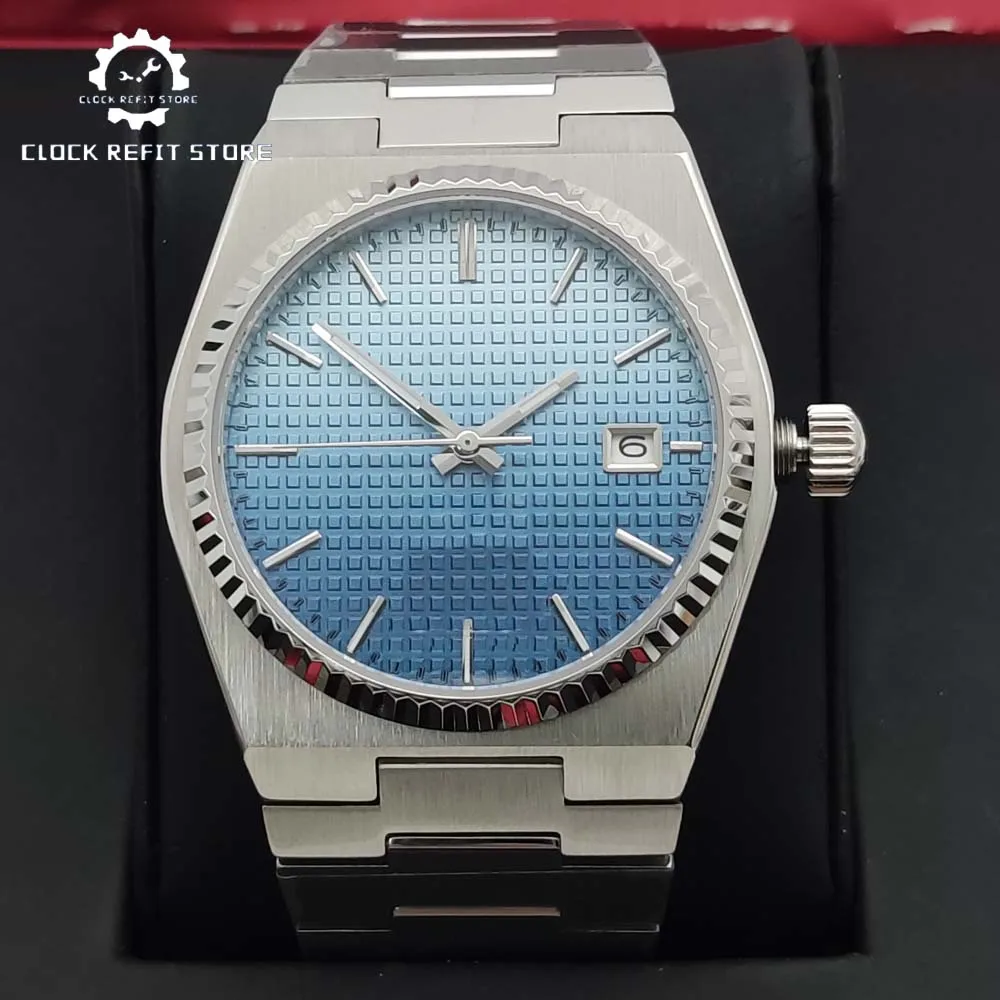 Automatische mechanische Herrenuhr mit Farbverlaufsblau, Kaliber NH35, wasserabweisendes Edelstahlarmband, Saphiruhr Image