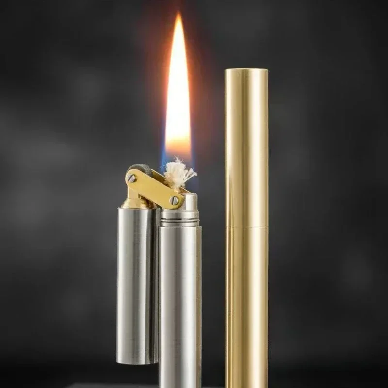 2026 Neues Kreatives Ungewöhnliches Kupfer-Öllampen-Feuerzeug Nunchaku Retro Schleifrad-Feuerzeug Faltbar Tragbar Exquisites Geschenk für Männer Image