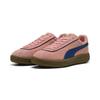 Sneaker PUMA "PUMA Club Klassika Sneakers aus Wildleder Damen", Gr. 40, rosa (pink fruit blazing blau gold), Obermaterial: Textil, Kuhleder, Synthetik; Futter: Textil, Synthetik; Innensohle: Textil; Laufsohle: Gummi, Schuhe Retrosneaker