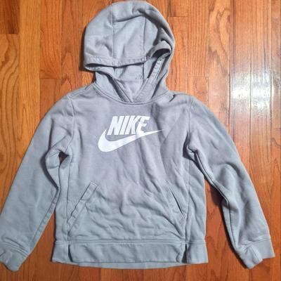 Nike Shirts & Tops | Kid's Nike Hoodie Sweatshirt, Kids Size Medium, Light Gray | Color: Gray | Size: Kids M