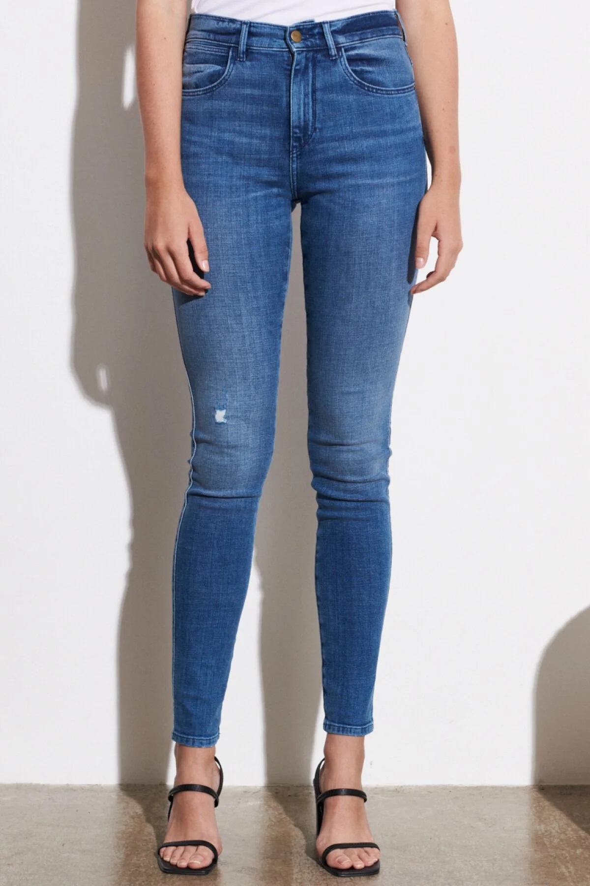 Wrangler - HIGH RISE SKINNY HEATH Image