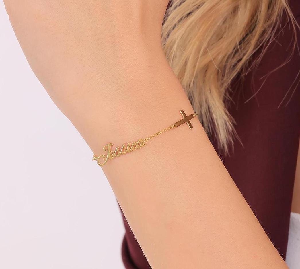 Bracciale con croce da donna, bracciale con croce in argento, bracciale con croce e pietra portafortuna, bracciale con ciondolo a croce, bracciale cri