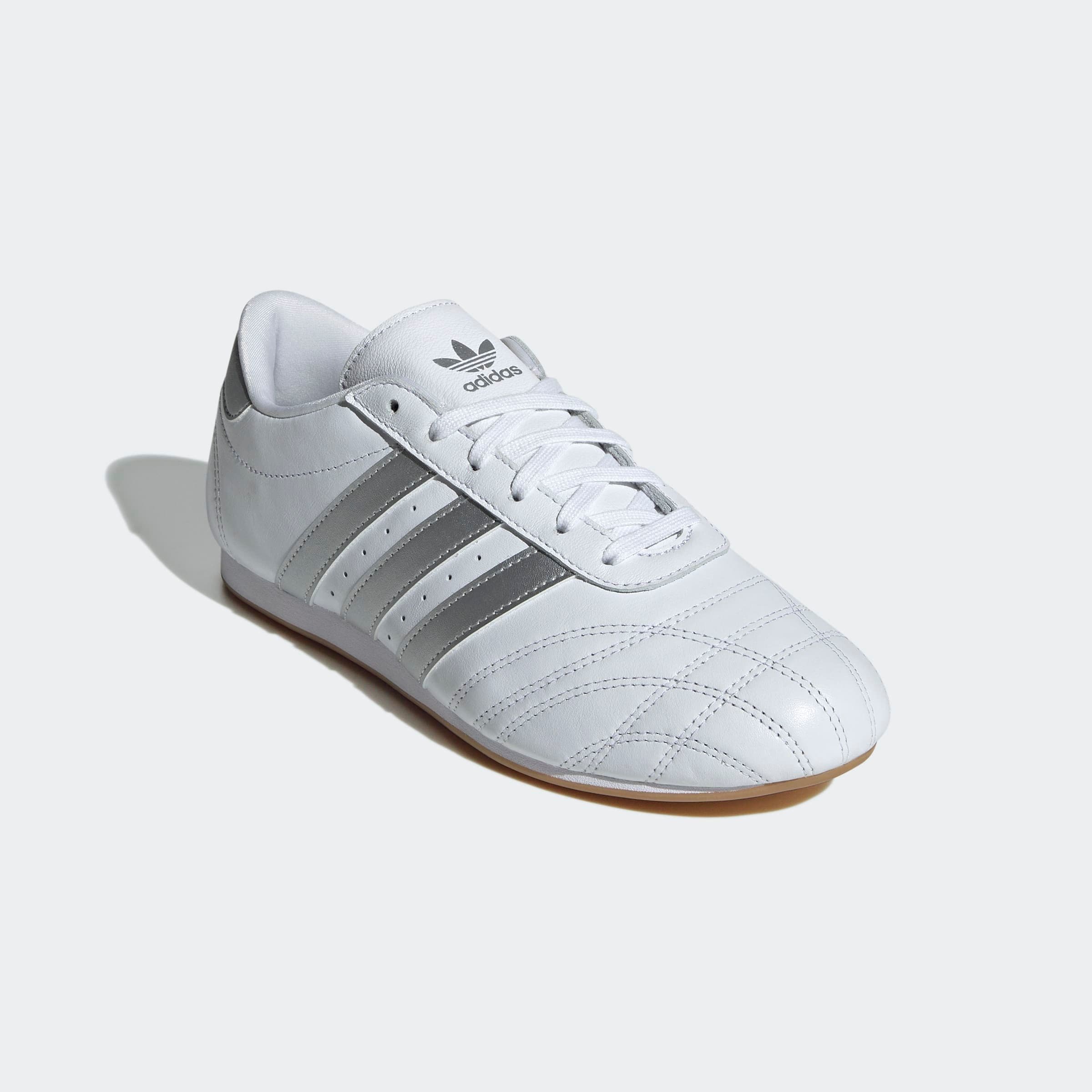 Sneaker ADIDAS ORIGINALS "TAEKWONDO LACE", Damen, Gr. 37, weiß (cloud weiß, silber metallic, gum 3), Leder, Schuhe Sneaker