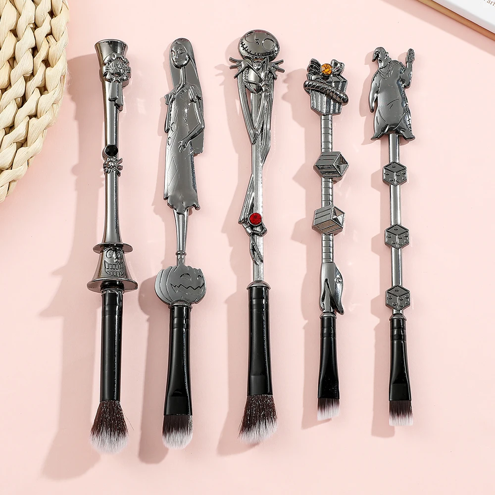 5 pezzi/set The Nightmare Before Christmas Pennelli per trucco Set di pennelli per trucco film per donne Ragazze Regalo di Halloween Trucco anime
