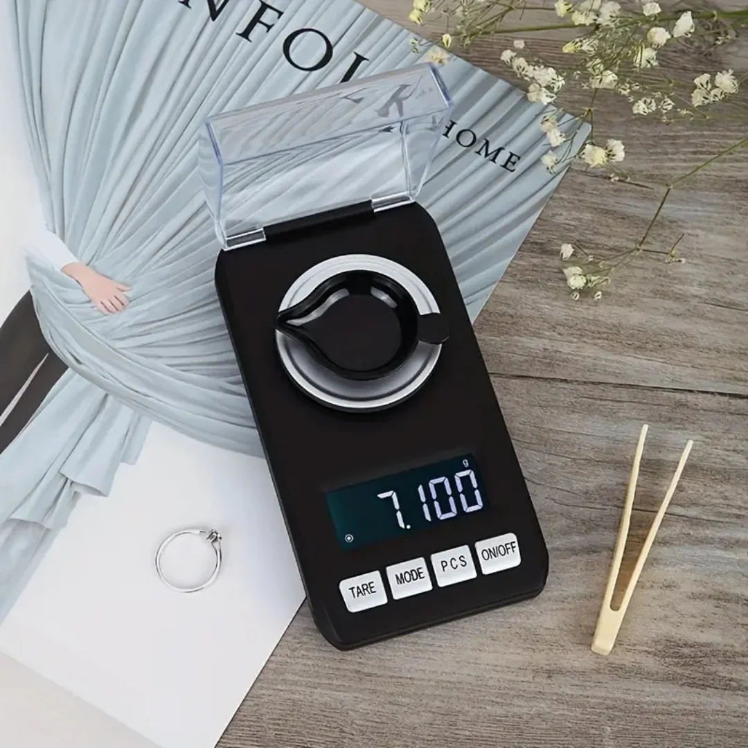 1 Stück hochpräzise Schmuckwaage, Mini-elektronische Taschen-LCD-Digitalwaage, Lebensmittelkontakt-Safe – goldene Diamantwaage Image